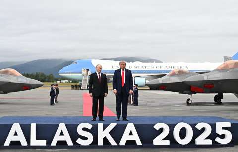 Trump y Putin en Alaska: una cumbre histórica que cierra sin acuerdo definitivo