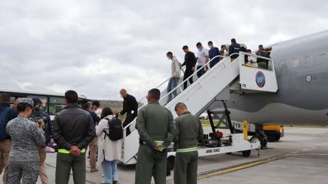 Colombia pidió a EE. UU. y Panamá aplazar vuelos de deportados: esta es la razón