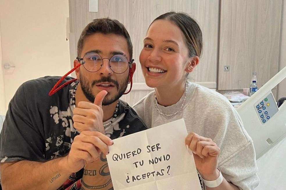 Después de presumir su amor a través de redes sociales, Lina Tejeiro y Juan Duque se estarían enviando indirectas, aparentemente, por un primer problema en la relación.