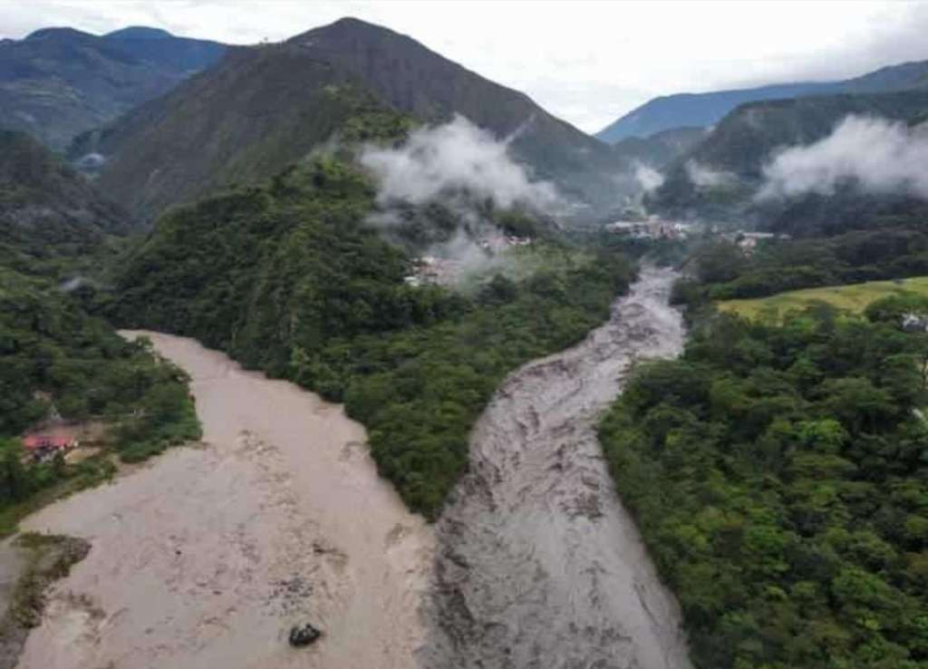 El punto en el que se unen los ríos Blanco y Negro en Guayabetal,