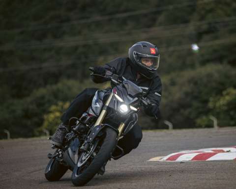 Así es la nueva Pulsar N160 Pro que llega a Colombia con mayor seguridad