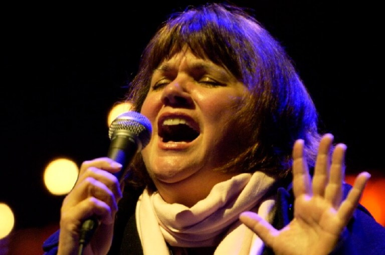 Linda Ronstadt: “Traté de copiar a Lola Beltrán”