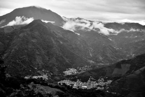 Samaniego, un pueblo que resiste ante los violentos