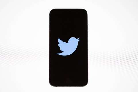 Algoritmo de Twitter amplifica el contenido político más derechista, dice estudio