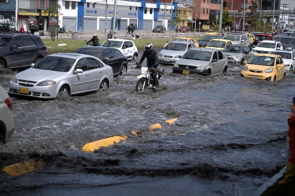 Lluvias que afectan la movilidad en Bogotá.
