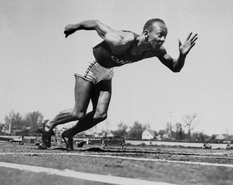 Jesse Owens: 45 minutos para asombrar al mundo
