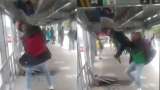 Hombre detuvo a ladrón que robaba en Transmilenio, usuarios ni Policía lo ayudaron