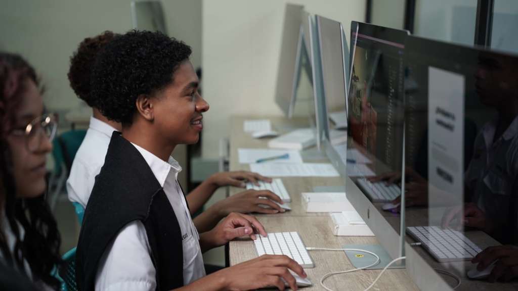 SENA amplió plazo de inscripciones a tercera oferta virtual: son 71.000 cupos.