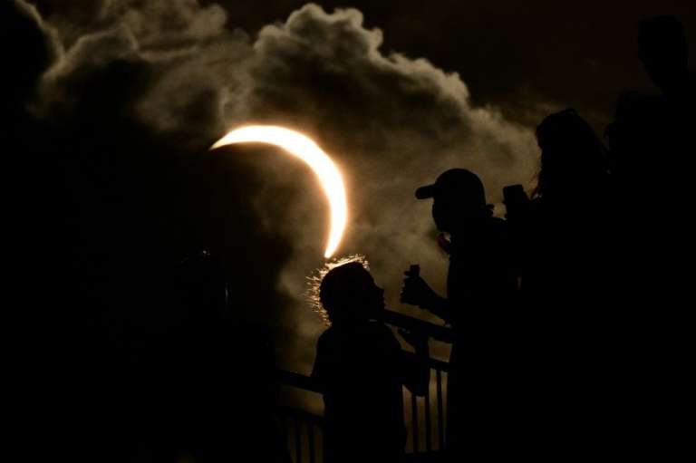 El eclipse comenzó sobre la 1:15 p.m (hora Colombia) de este miércoles 12 de agosto.