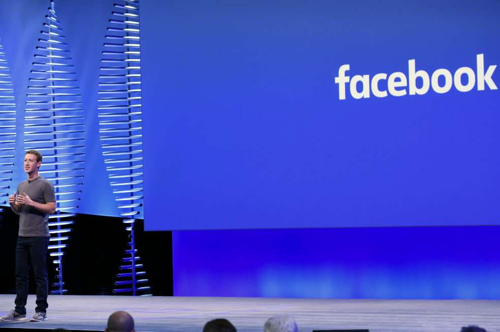 El propio consejero delegado y cofundador de la compañía, Mark Zuckerberg, fue el encargado de revelar los cambios durante la conferencia de desarrolladores F8 que la firma celebra estos días en San José (California). / Bloomberg