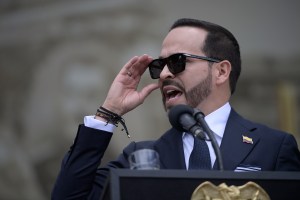 ¿De dónde saldrán los COP 636 billones del presupuesto de De la Espriella? | La Mesa Redonda