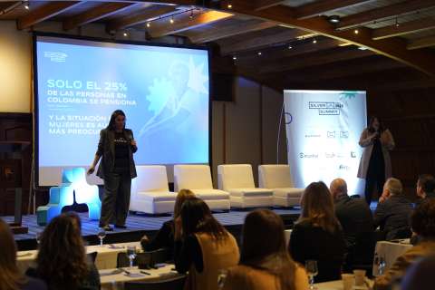 Aurora lanza “Potencia Plateada”, programa que hace del envejecimiento una ventaja
