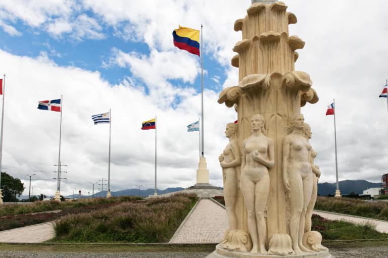 Distrito restauró el monumento a las Banderas en el sur de Bogotá