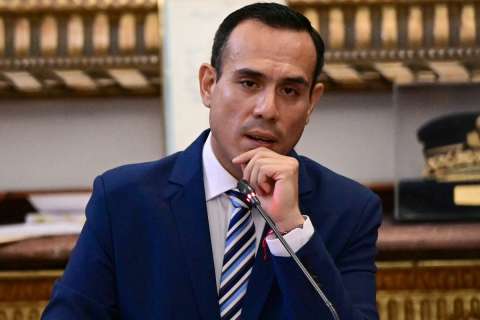 Días clave para el presidente José Jerí en Perú: votarán su destitución