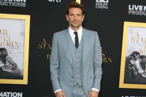 Bradley Cooper logra resucitar al compositor Leonard Bernstein en Venecia