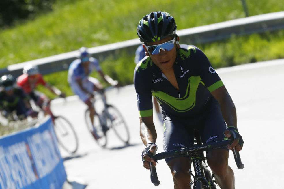 Nairo Quintana en uno de sus ataques durante la etapa 18 del Giro. / AFP