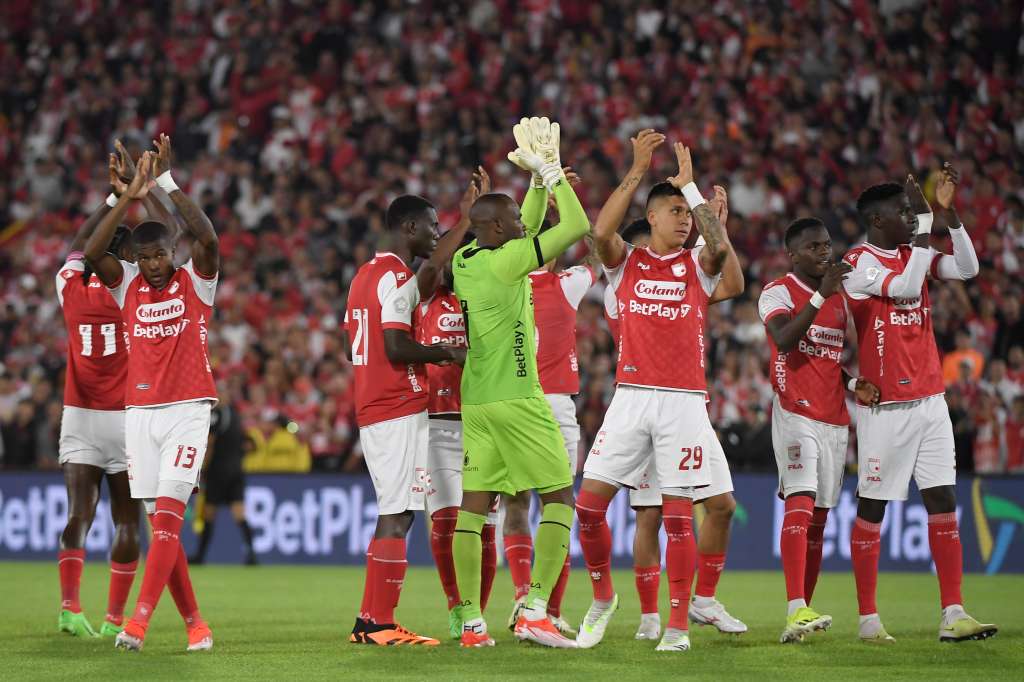 Jugadores de Santa Fe, en el partido ante Once Caldas, por la cuarta fecha del cuadrangular B de la Liga BetPlay 2024-I.
