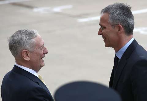 Trump y jefe de la Otan se reunirán el 12 de abril