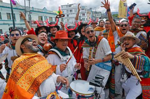 Jóvenes reviven la historia de la Familia Castañeda en el carnaval de Pasto