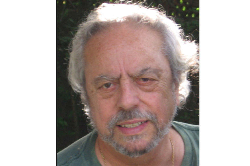 Eduardo Camacho Guizado (Tunja, Colombia, 1937-Córdoba, España, 2019) en foto tomada por su hijo menor, José, director del Departamento de Filología de la Universidad de Rutgers, en Nueva Jersey, Estados Unidos.