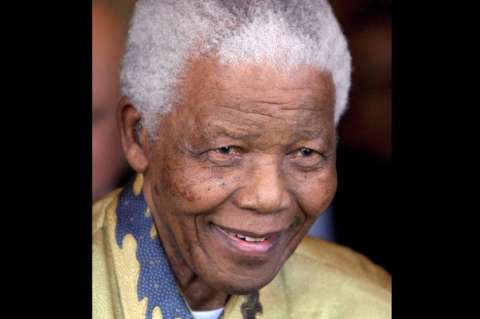 Mandela responde bien al tratamiento, según Gobierno sudafricano