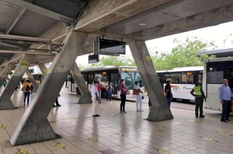 Barranquilla: Transmetro rechaza suspensión de servicios de dos operadores del sistema