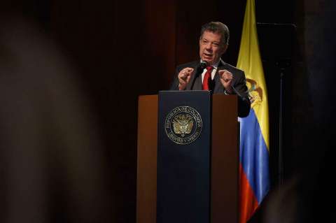 Santos pide a CIDH tratar la masiva migración de venezolanos a Colombia