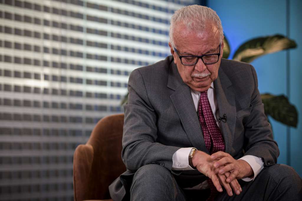 Francisco Pareja figura como representante legal y cofundador de la Fundación San José, el Instituto Triángulo y el Springfield Language Center.