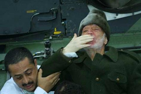 El martes exhumarán los restos mortales de Yaser Arafat