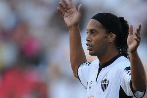 Pep Guardiola: Ronaldinho es uno de los mejores de la historia