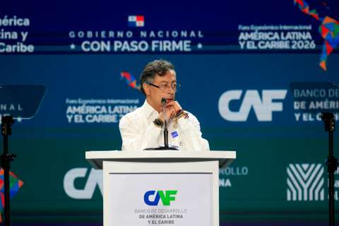 Petro dio detalles de los temas que llevará a la cita con Trump y envió mensaje a Noboa