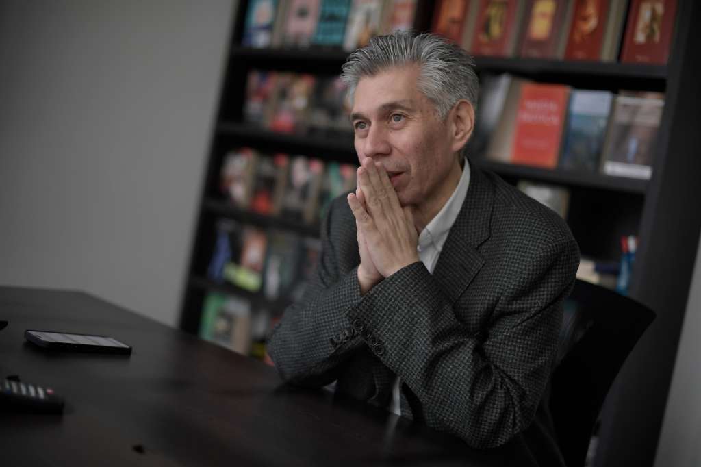 Periodista, profesor, investigador y empresario colombiano