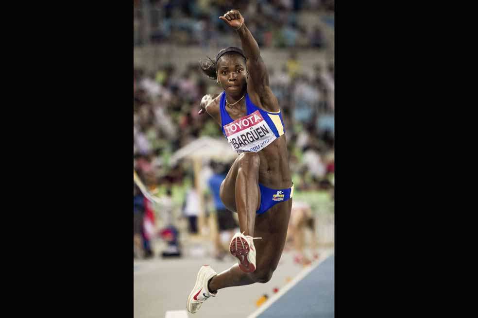 La atleta colombiana Catherine Ibargüen, plata en los Olímpicos. / EFE