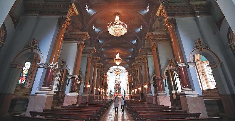 En el templo varios presidentes consagraron al país al Sagrado Corazón.