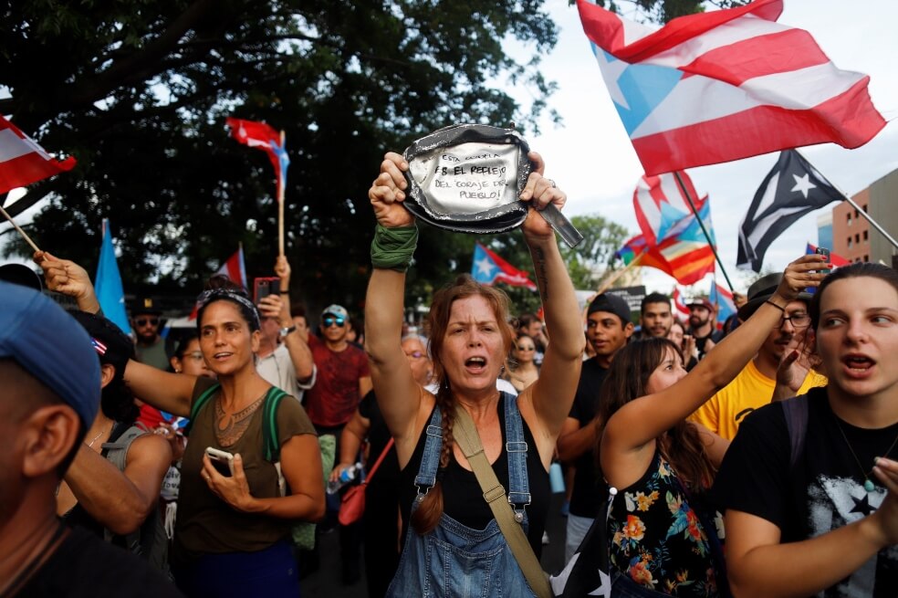 Tras dos semanas de intensas protestas, el gobernador de Puerto Rico anunció su salida el próximo 4 de agosto. / EFE