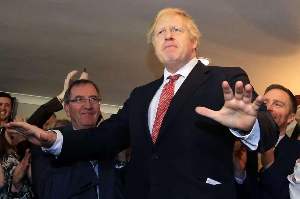 "Para los votantes no valieron los argumentos de quienes han advertido que las reales consecuencias del «brexit» serán entre negativas y catastróficas para la economía”.
/ Foto: AFP