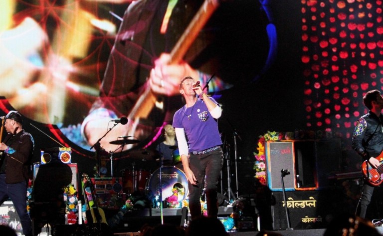 Coldplay en Bogotá: a qué hora abren puertas y a qué hora se inicia el concierto