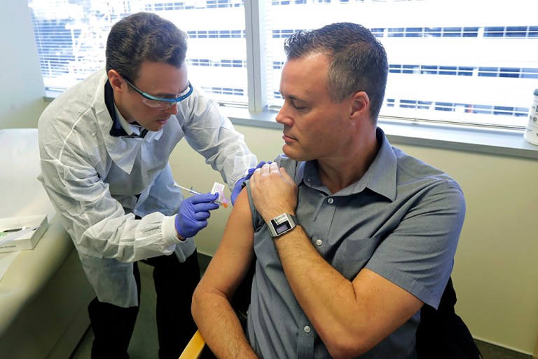 EE.UU, China, Europa y Rusia en la carrera por una vacuna contra coronavirus