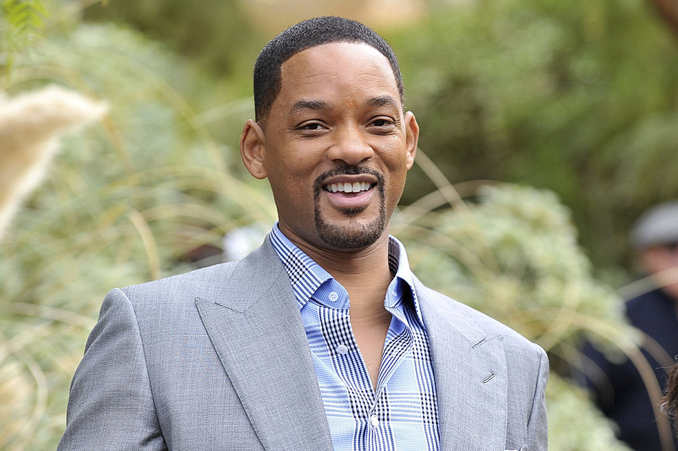 Con un video de 6 minutos, Will Smith le pidió excusas a Chris Rock, y está listo para el comediante quiera hablar con él.