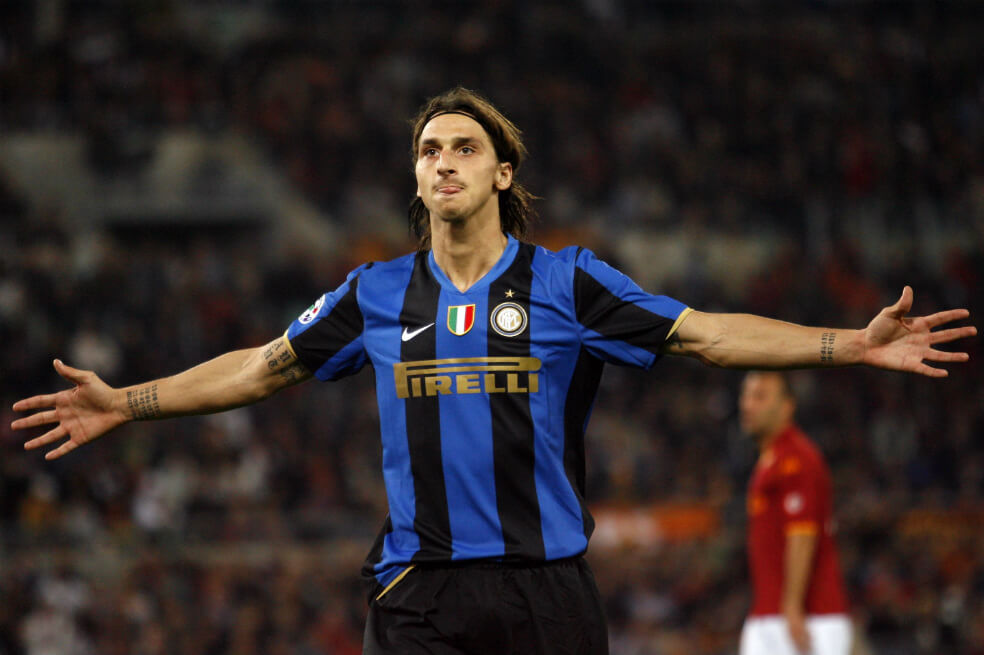 En Italia, Ibrahimovic jugó con Juventus, Inter y Milan. / AFP