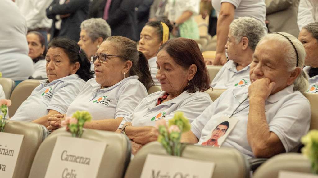 De acuerdo con cifras de la Unidad de Búsqueda, del universo de 111.640 personas desaparecidas en el país, 26.637 corresponden a Antioquia, 4.738 a Medellín y, de estas, 502 son de la Comuna 13.