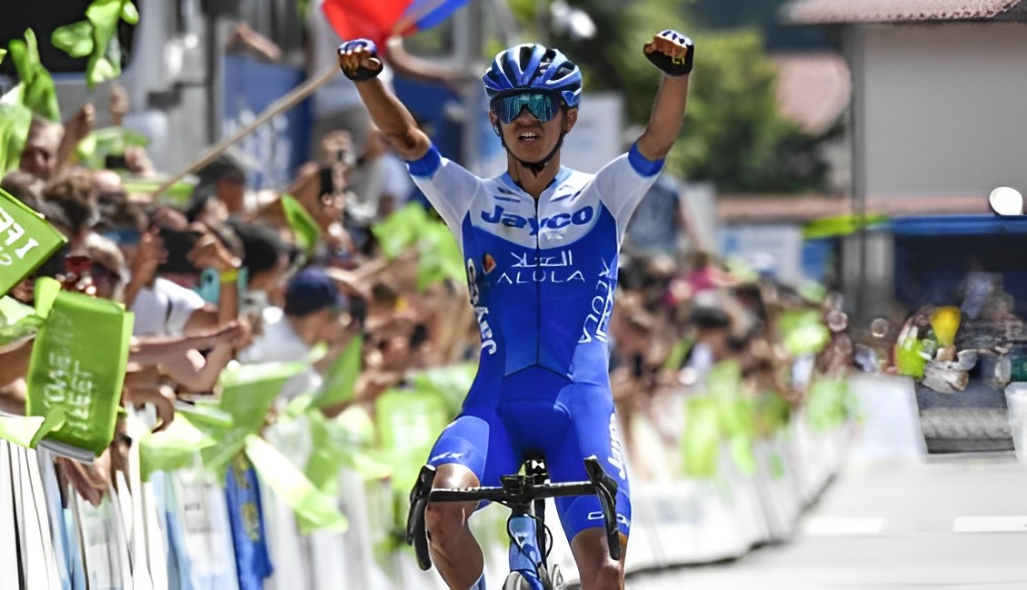 El colombiano Jesús David Peña ganó la etapa reina del Tour de Eslovenia, siendo esta su primera victoria como ciclista profesional.