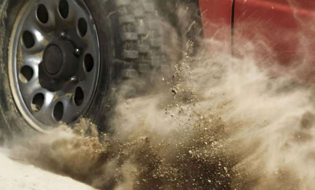 ¿Cuál es la diferencia entre una camioneta 4x2 y 4x4? Esta es la mejor opción