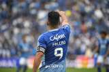 Millonarios le ganó a Santa Fe con gol de Falcao García y dormirá líder
