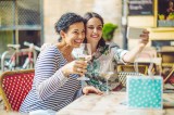 Qué regalar en el Día de la Madre: guía con ideas elegantes y fáciles de elegir