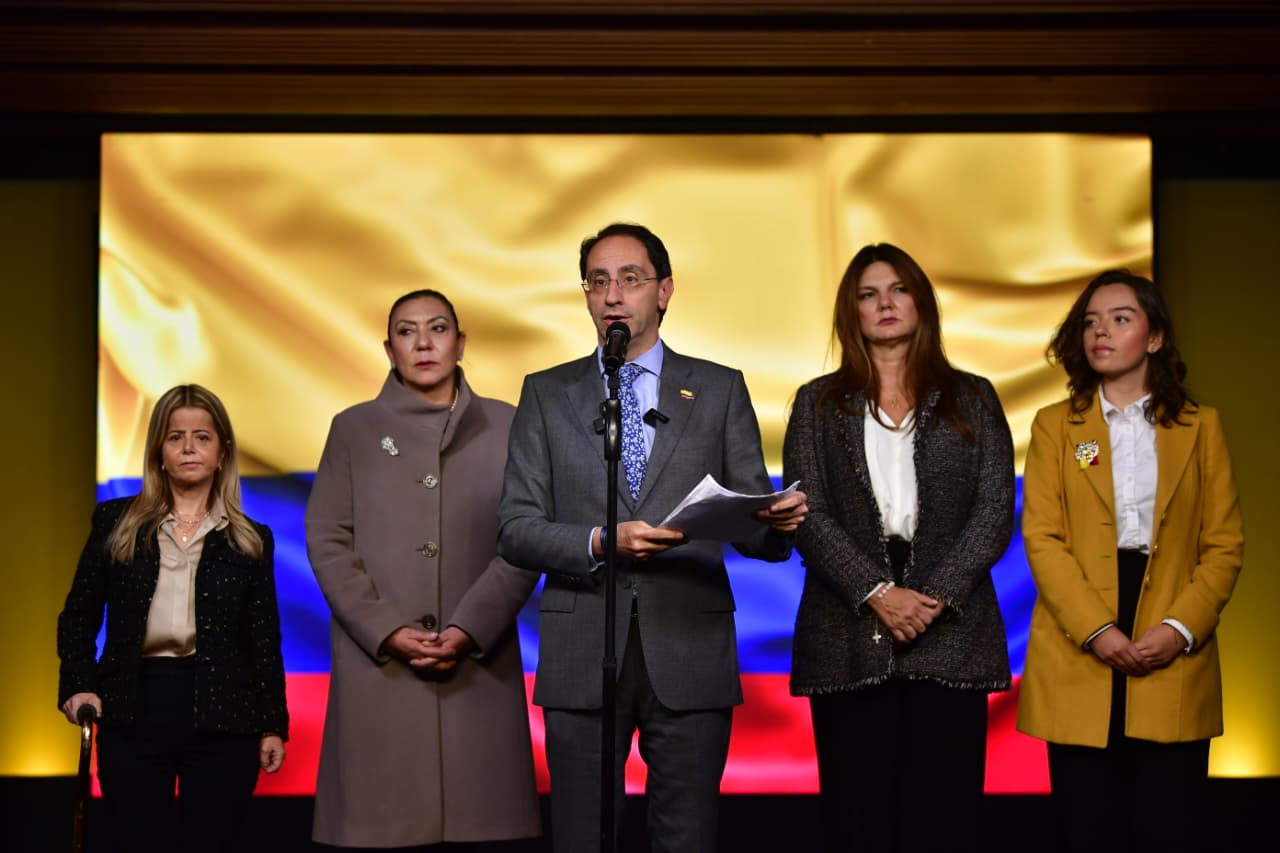 Elsa Noguera, María Isabel Campo, José Manuel Restrepo, Carolina Restrepo y Jerome Sanabria.