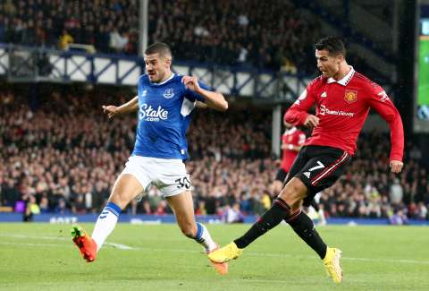Cristiano llegó a su gol 700 en la victoria de Manchester United sobre Everton