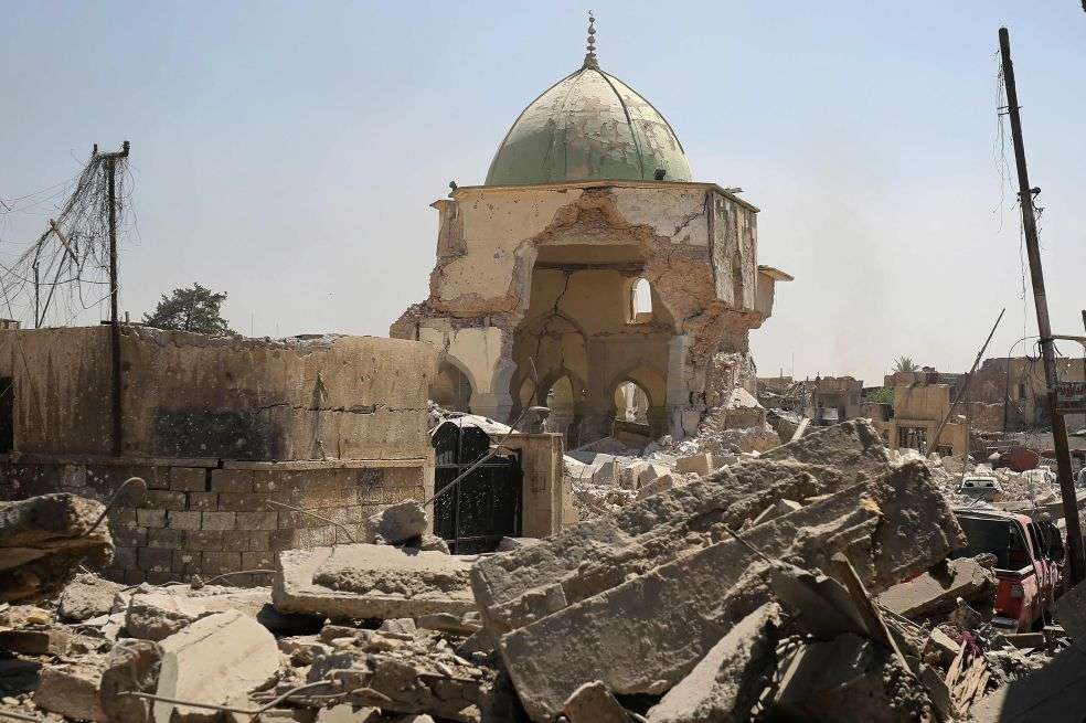 La gran mezquita de al Nuri es uno de los monumentos históricos más importantes del islam. Quedó destruida tras la victoria del gobierno iraquí. / AFP