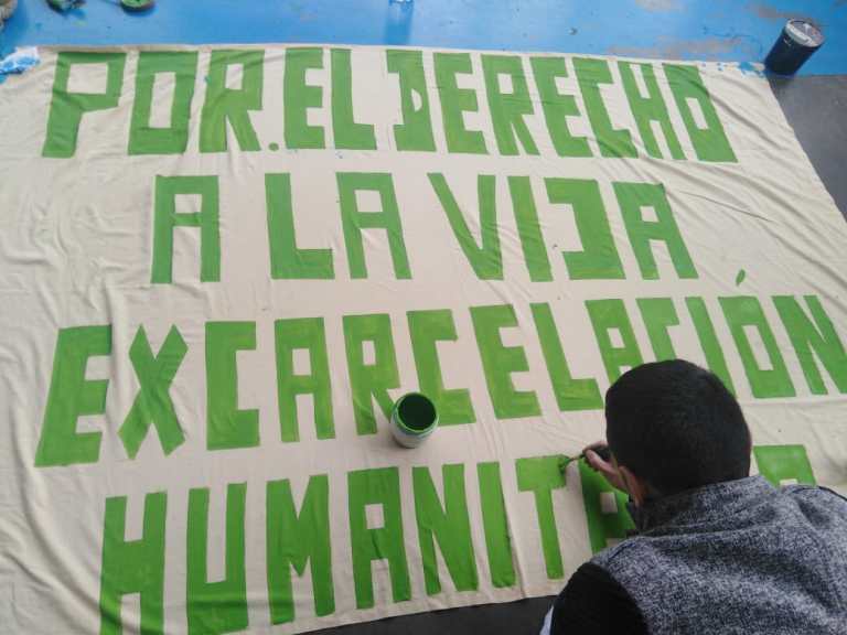 “¿Cuántos muertos van a esperar?” Presos piden con urgencia decreto de excarcelación