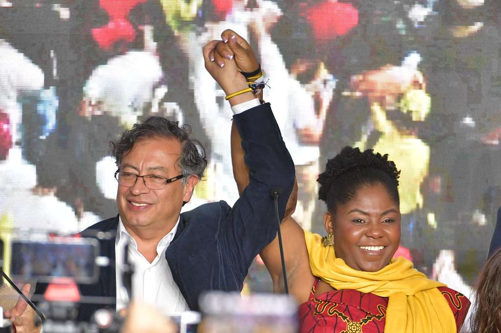 Candidato por el Pacto Histórico y su fórmula vicepresidencial Francia Márquez, dan un discurso al conocer los resultados "8’527.421 votos" de la primera vuelta de las elecciones presidenciales 2022.